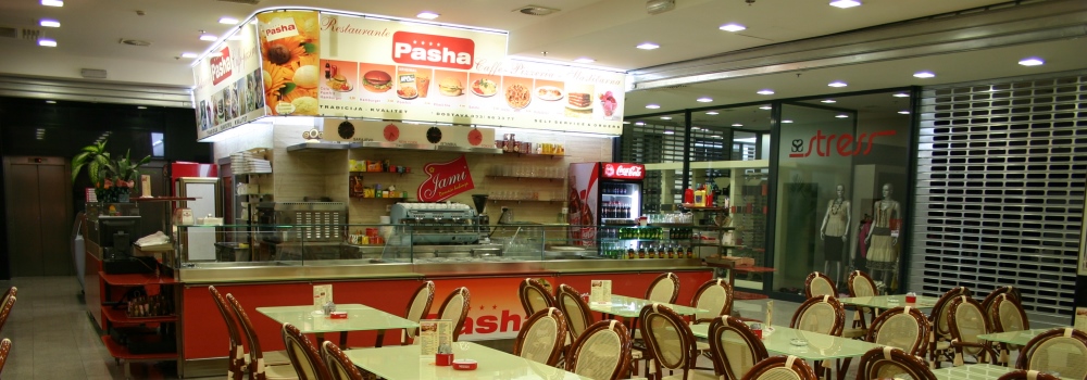 Šank i kuhinja restorana Pasha